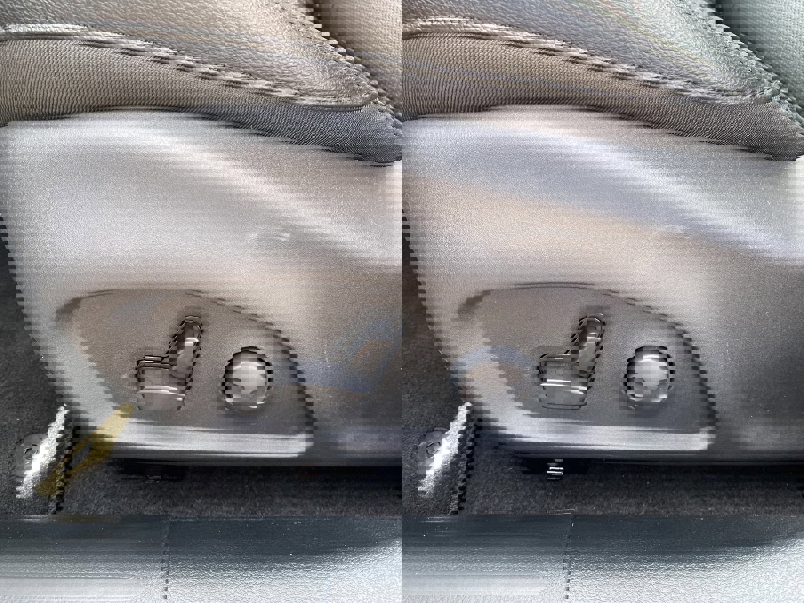 New 2024 Jeep Compass Limited w/ Elite Group image 21