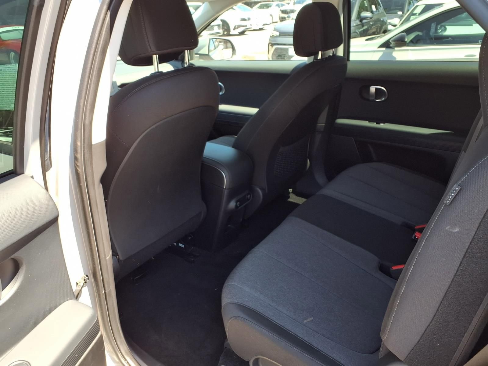 Used 2024 Hyundai Ioniq 5 SE image 17