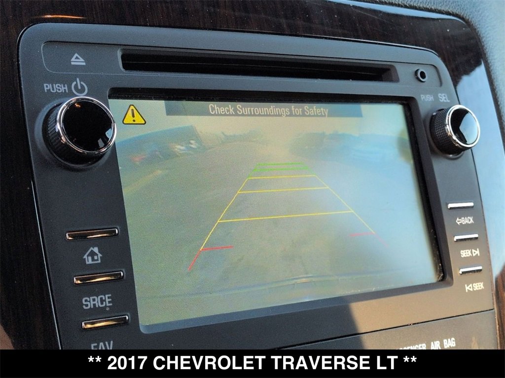 Used 2017 Chevrolet Traverse LT image 7
