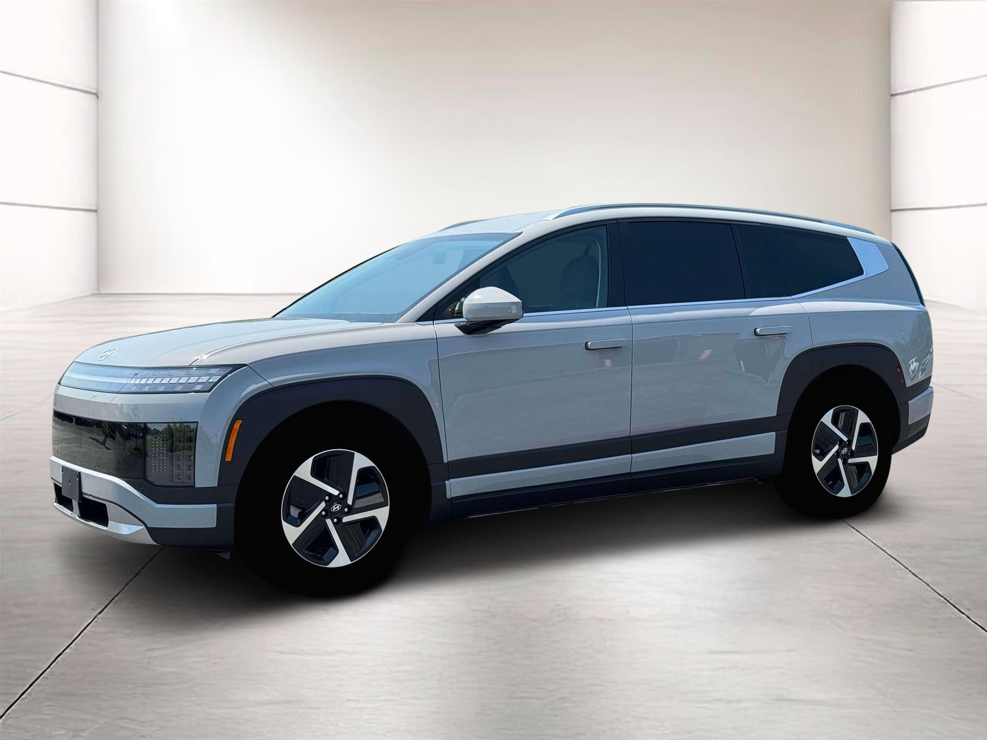 New 2026 Hyundai Ioniq 9 SE AWD/4WD image 2