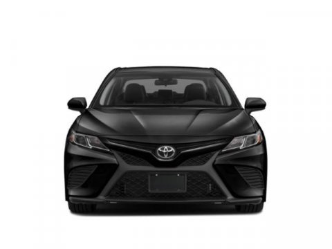 Certified 2018 Toyota Camry SE w/ Moonroof Package FWD image 4