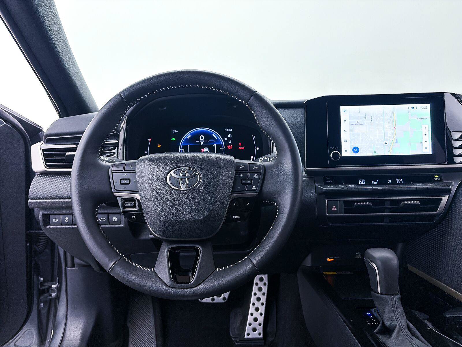 Used 2026 Toyota Camry SE w/ Convenience Package FWD image 5