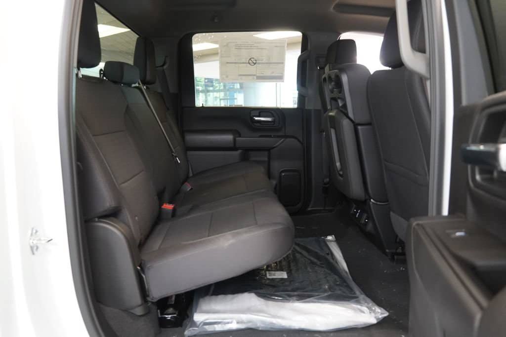 New 2026 Chevrolet Silverado 2500 Custom w/ Custom Convenience Package AWD/4WD image 28