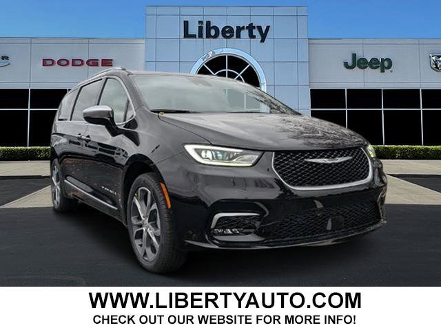 New 2026 Chrysler Pacifica Pinnacle