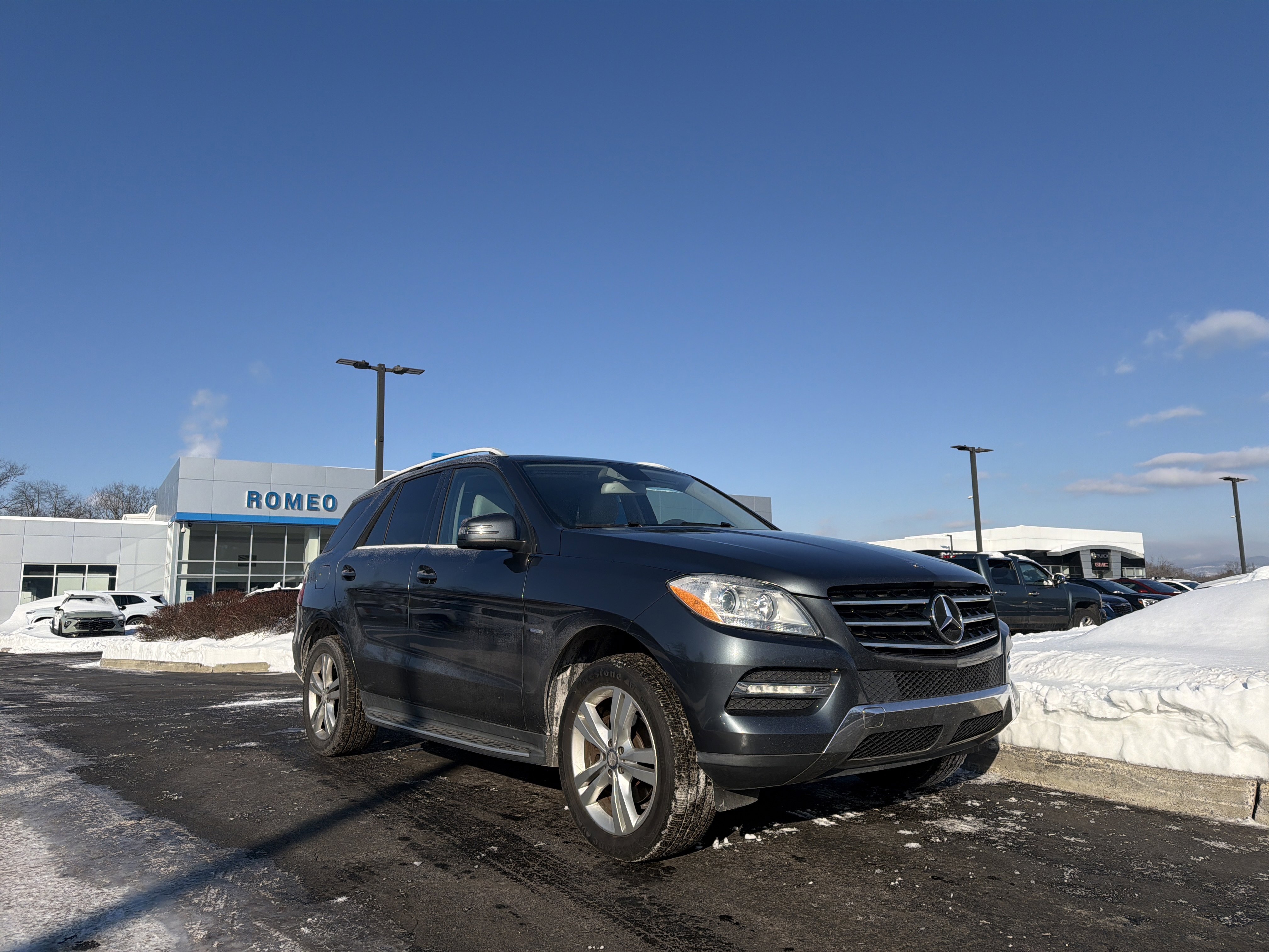 Used 2012 Mercedes-Benz ML 350 4MATIC image 3