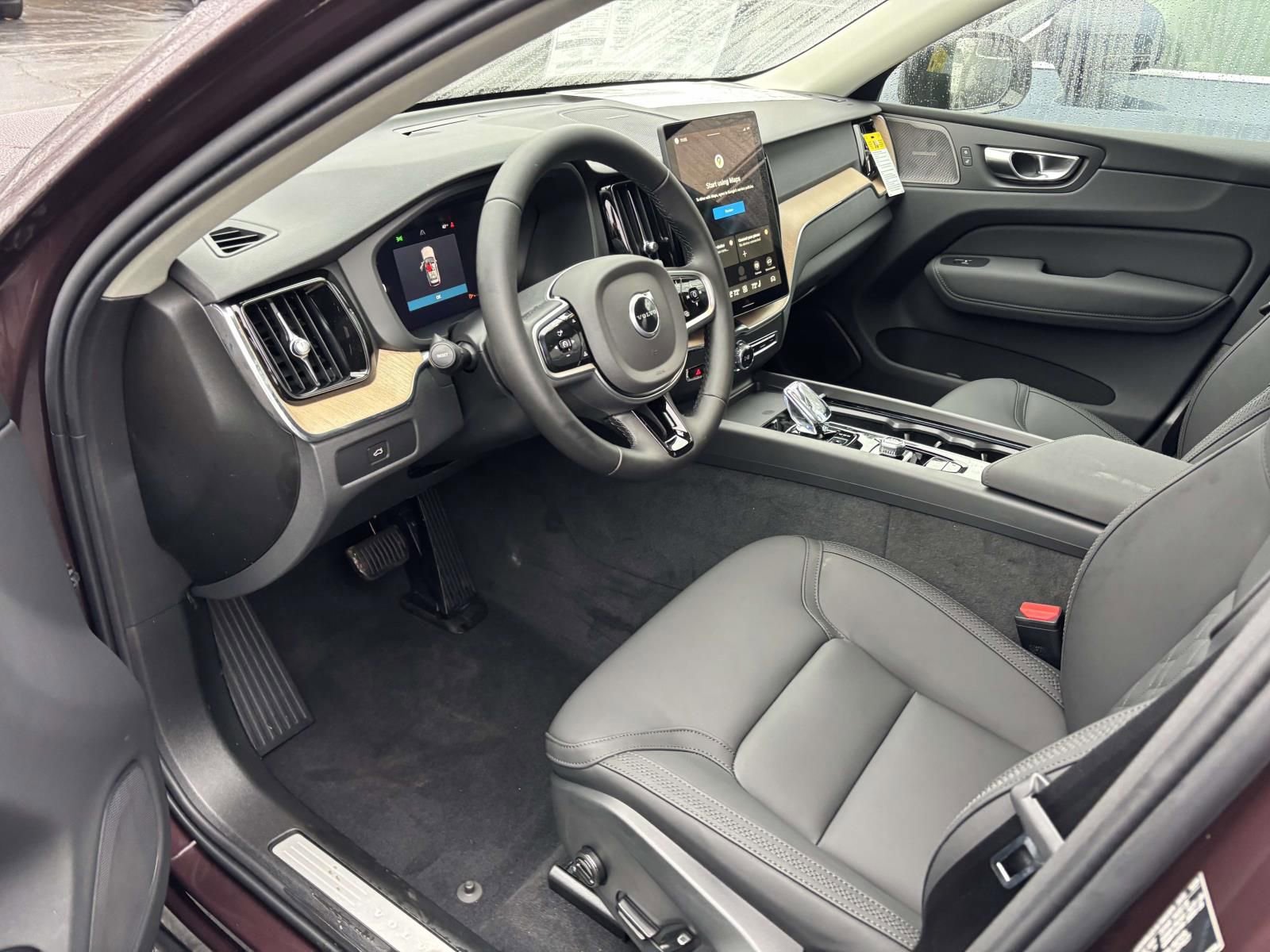 New 2026 Volvo XC60 B5 Plus w/ Protection Package Premier image 21