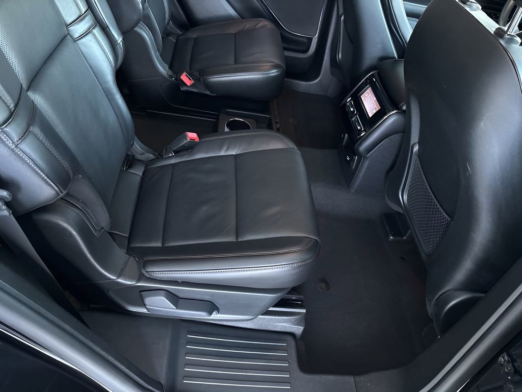 Used 2024 Lincoln Aviator Reserve AWD/4WD image 26