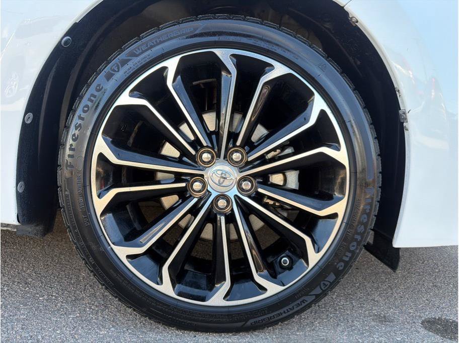 Used 2014 Toyota Corolla S FWD image 23