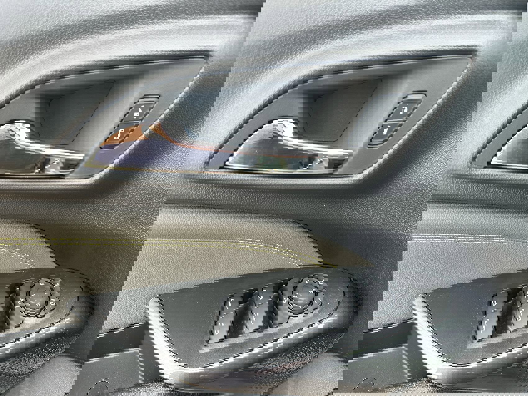 New 2026 Chevrolet Trax ACTIV w/ Driver Confidence Package image 13