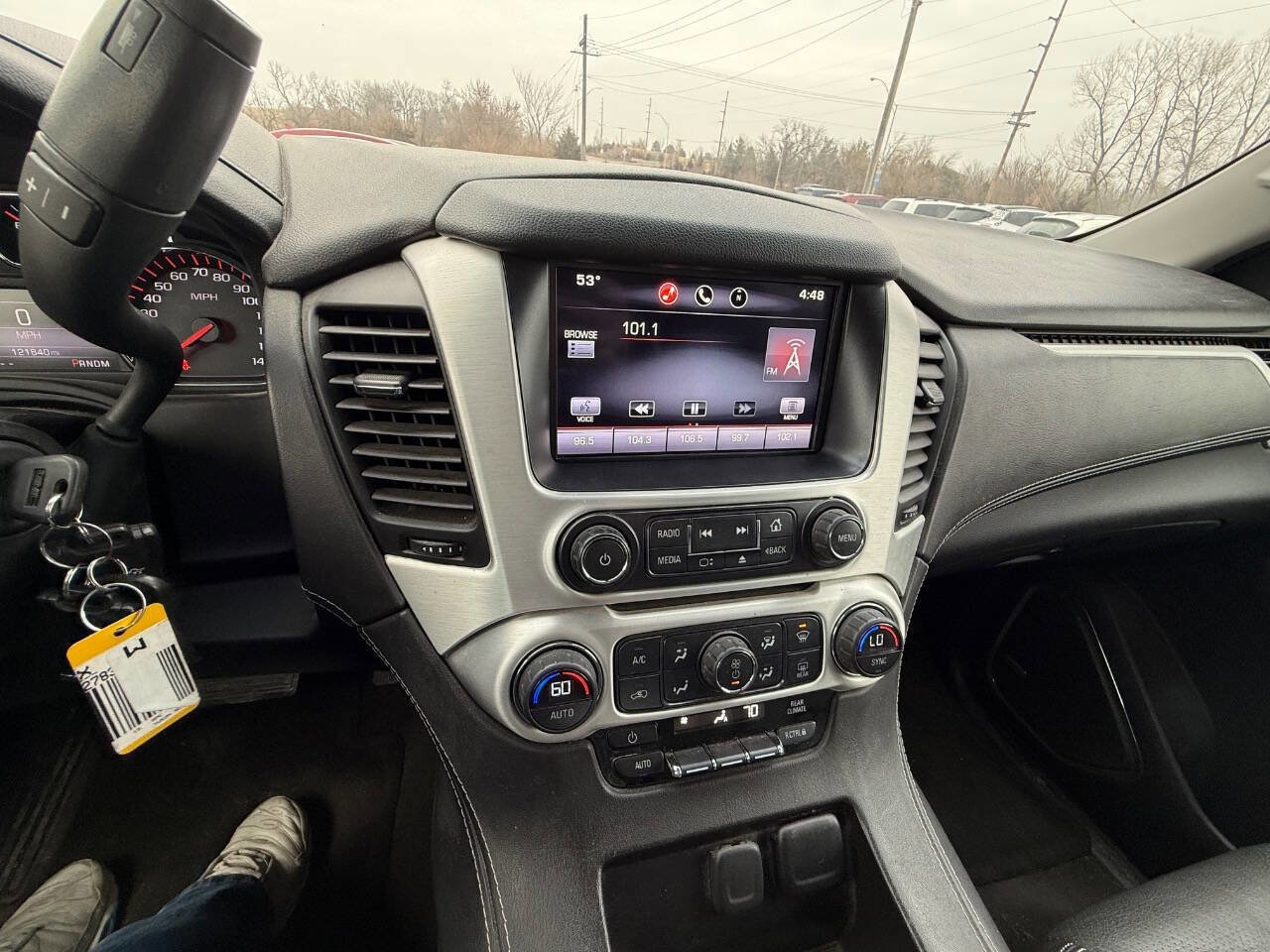 Used 2015 GMC Yukon XL SLE image 28