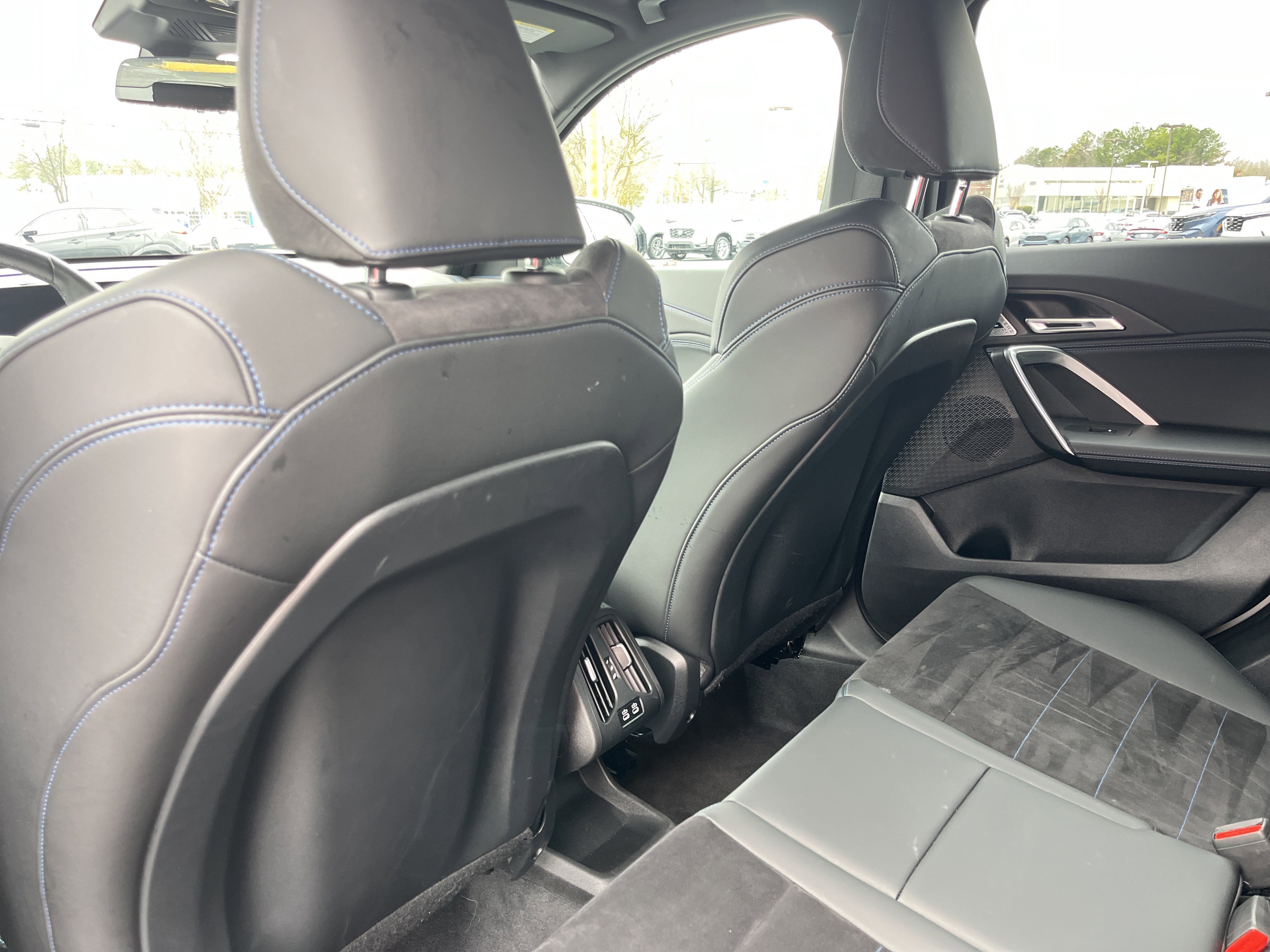 Used 2025 BMW X1 xDrive28i w/ M Sport Package image 21