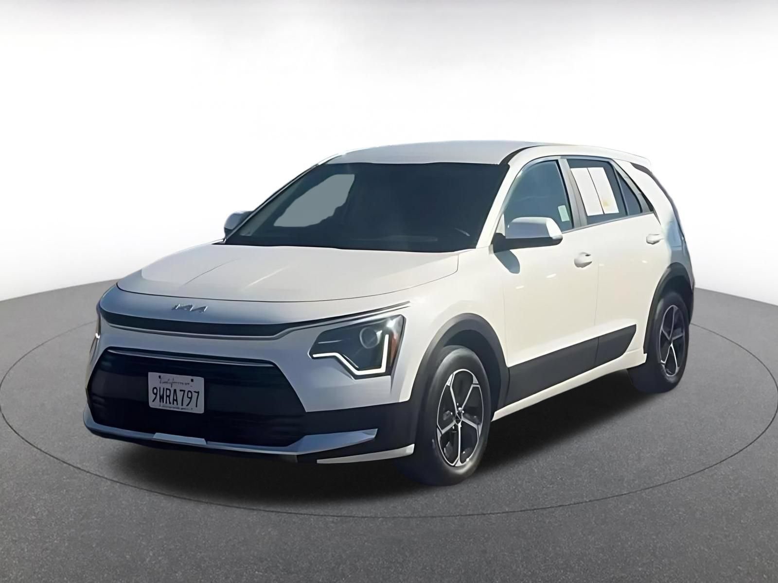 Used 2026 Kia Niro LX FWD image 7