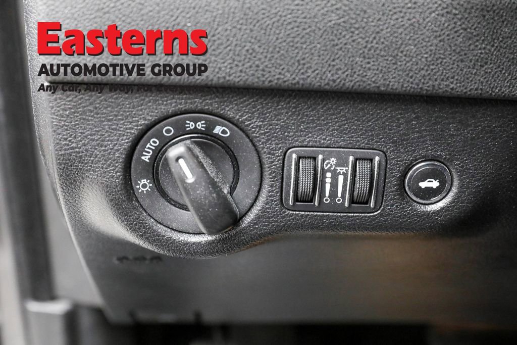 Used 2022 Dodge Charger SXT image 21