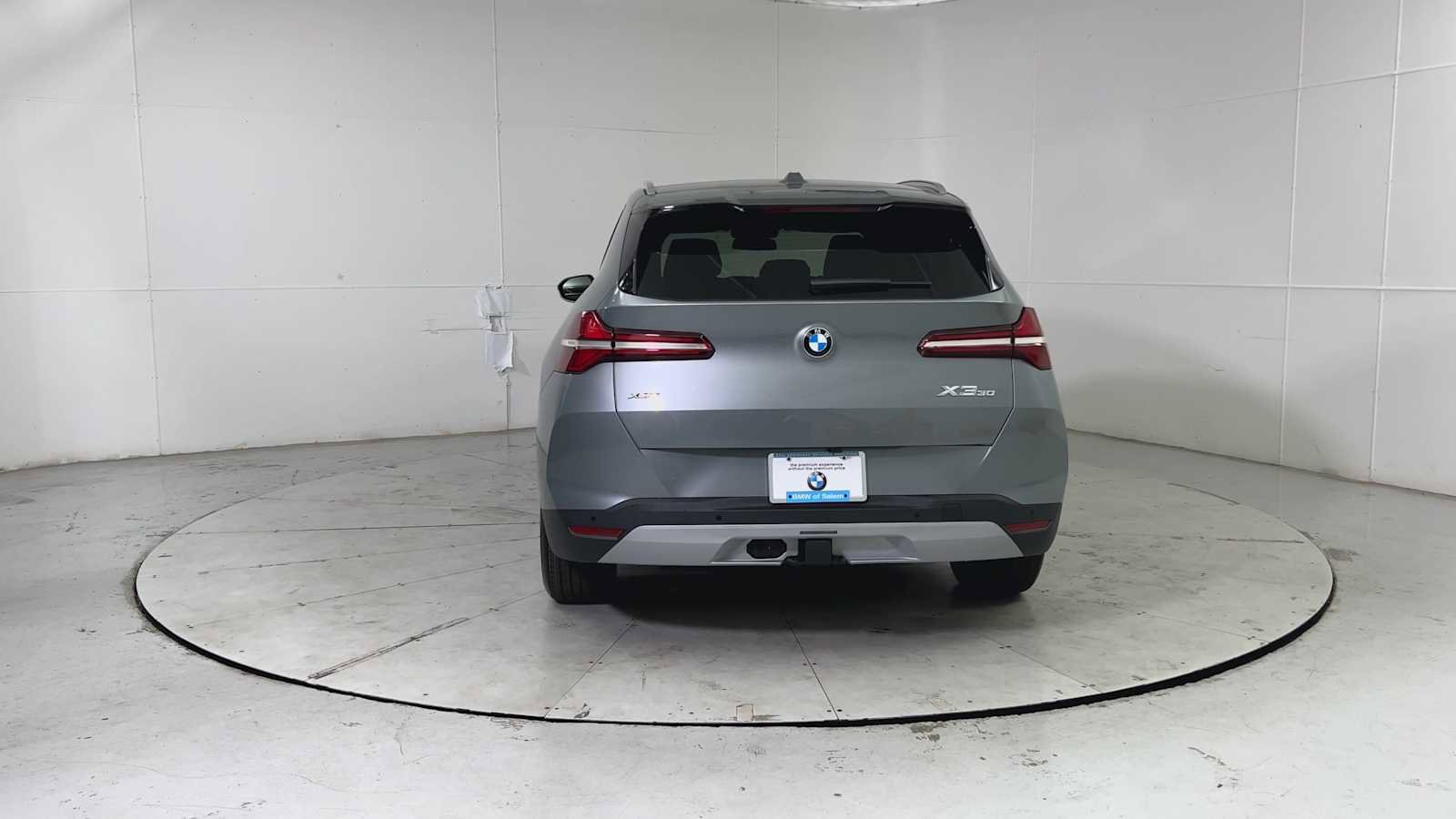 New 2026 BMW X3 xDrive30 w/ Premium Package image 3