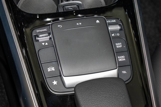 Certified 2022 Mercedes-Benz GLB 250 GLB 250 image 20