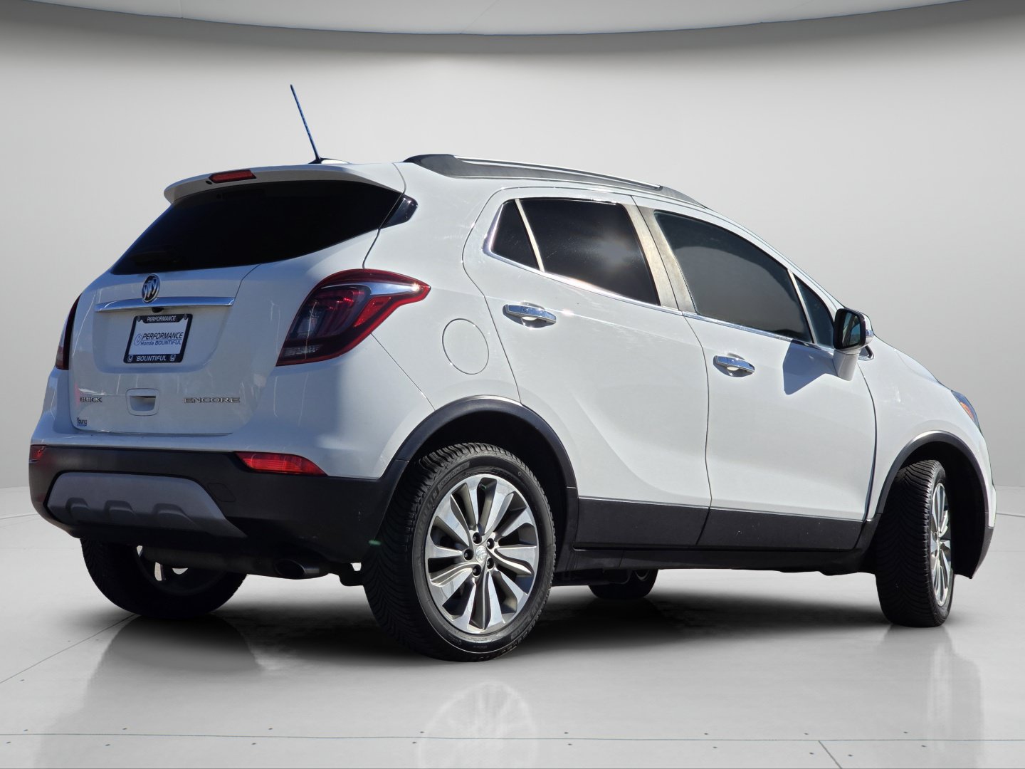 Used 2018 Buick Encore Preferred FWD image 21