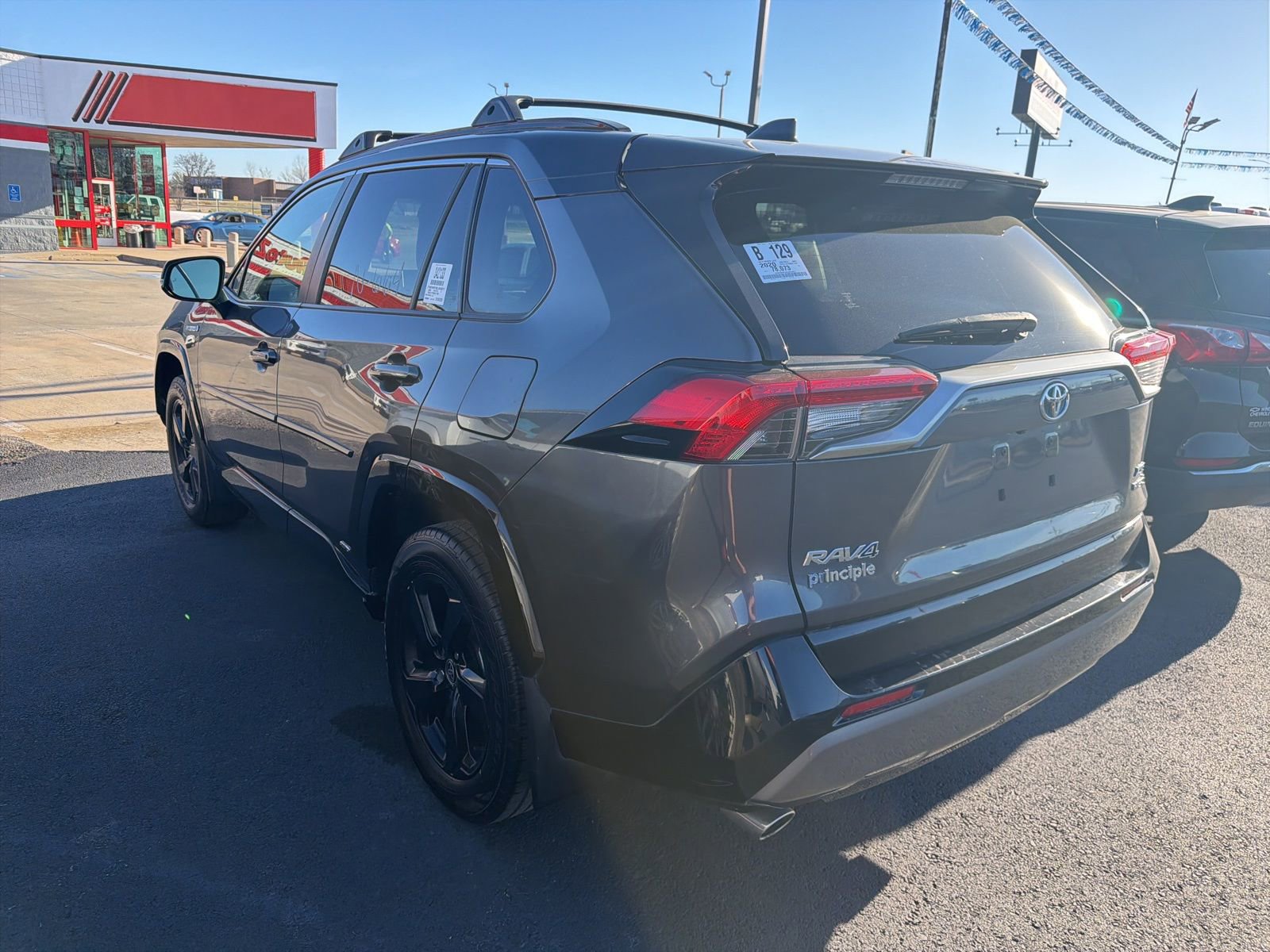 Used 2020 Toyota RAV4 XSE image 3