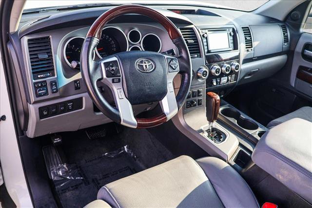 Used 2015 Toyota Sequoia Platinum AWD/4WD image 10