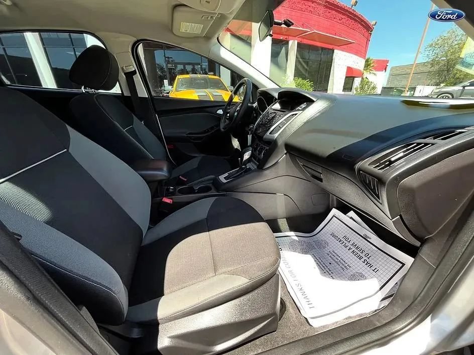 Used 2014 Ford Focus SE FWD image 15
