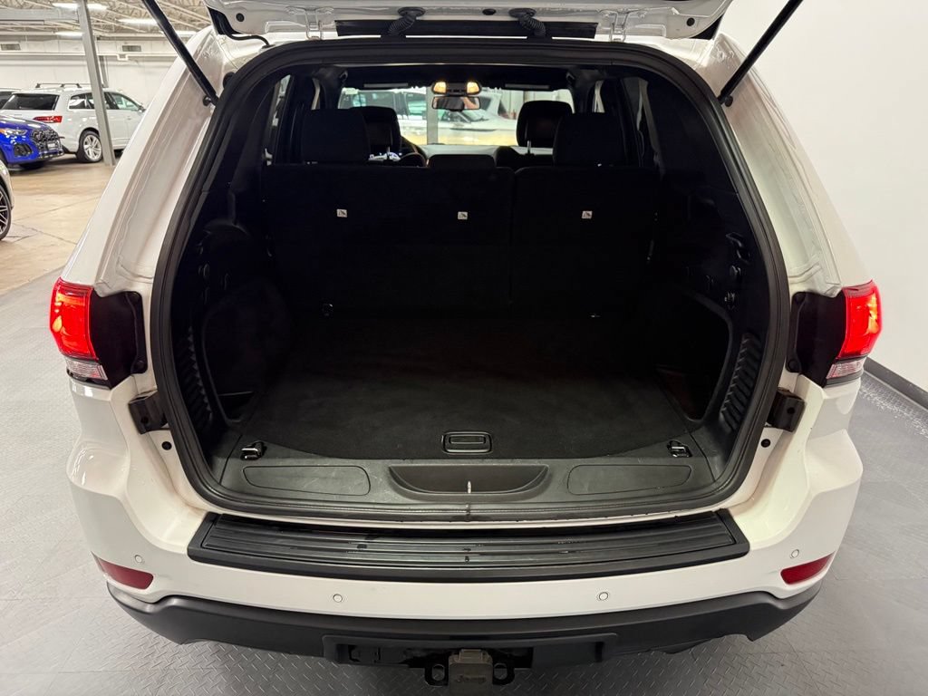 Used 2016 Jeep Grand Cherokee Laredo 75th Anniversary AWD/4WD image 14