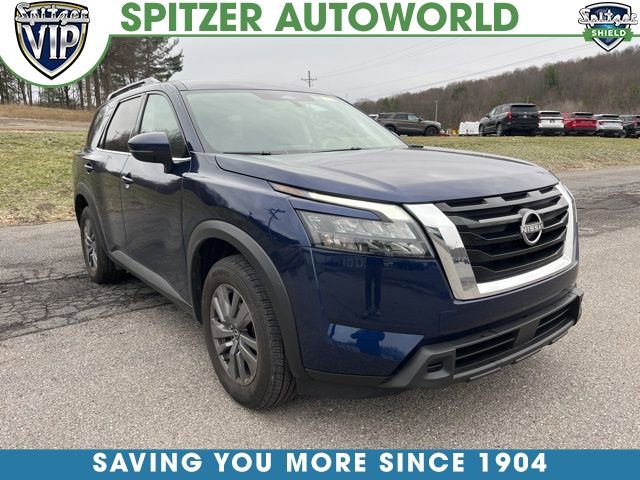 Used 2024 Nissan Pathfinder SV