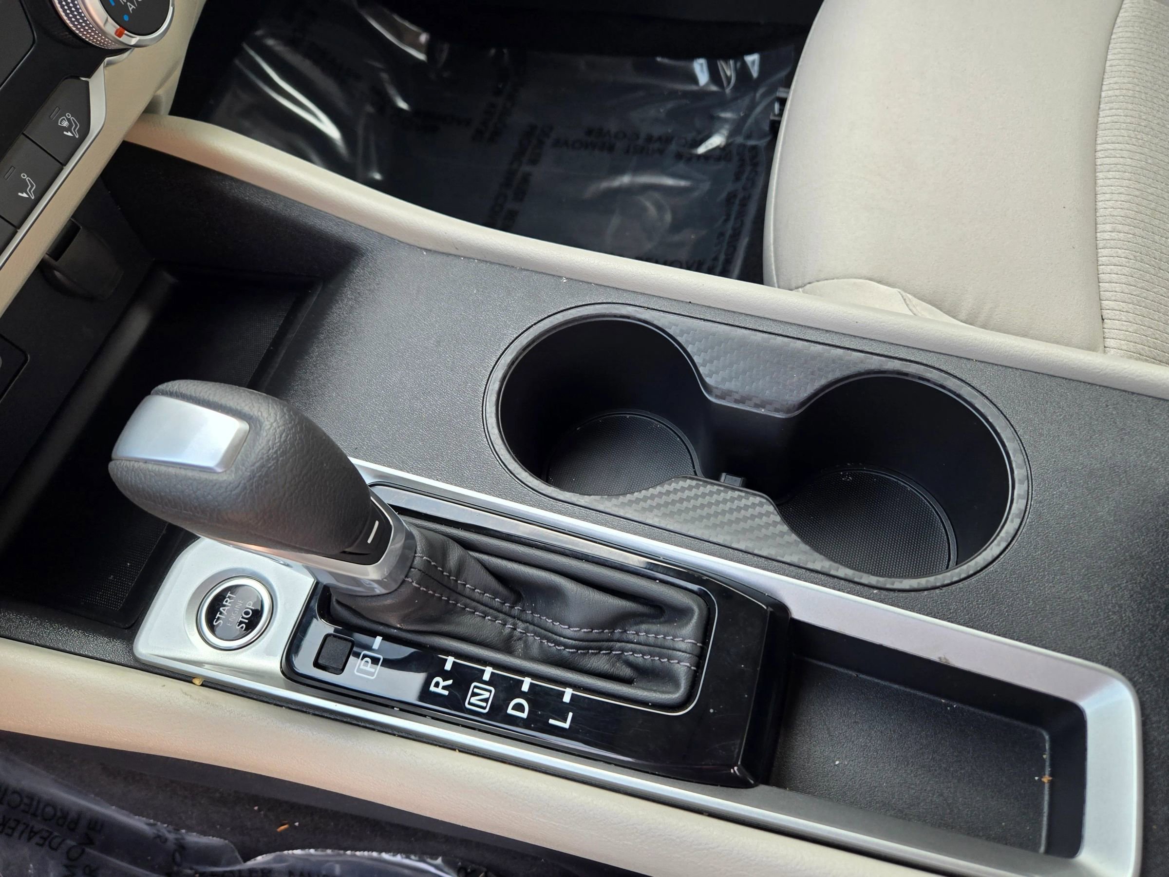 Used 2025 Nissan Altima 2.5 SV image 37