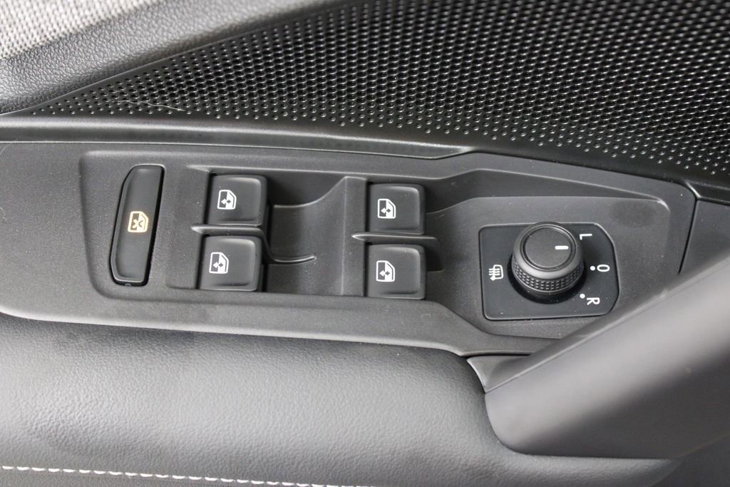 New 2026 Volkswagen Tiguan S AWD/4WD image 16