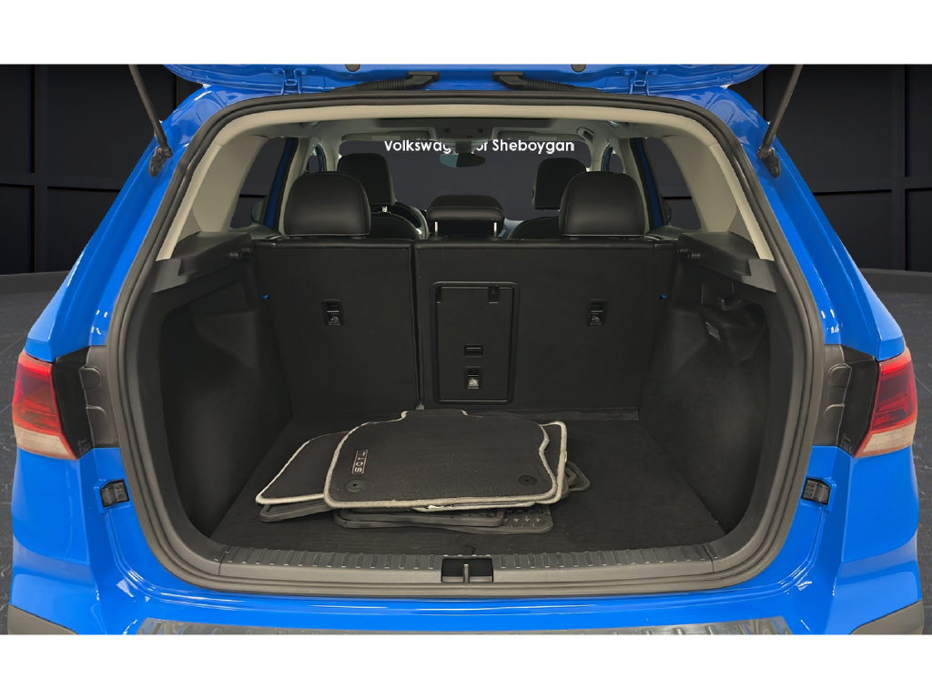 Used 2023 Volkswagen Taos SE w/ Panoramic Sunroof Package AWD/4WD image 35
