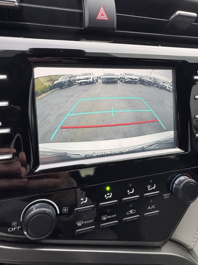 Used 2019 Toyota Camry L image 18