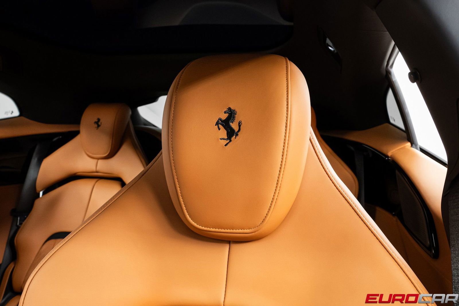 Used 2025 Ferrari Purosangue AWD/4WD image 47