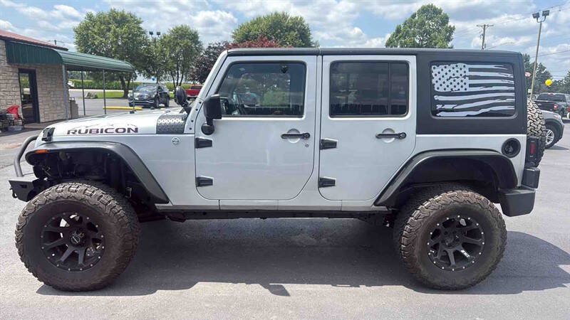 Used 2012 Jeep Wrangler Unlimited Rubicon AWD/4WD image 6