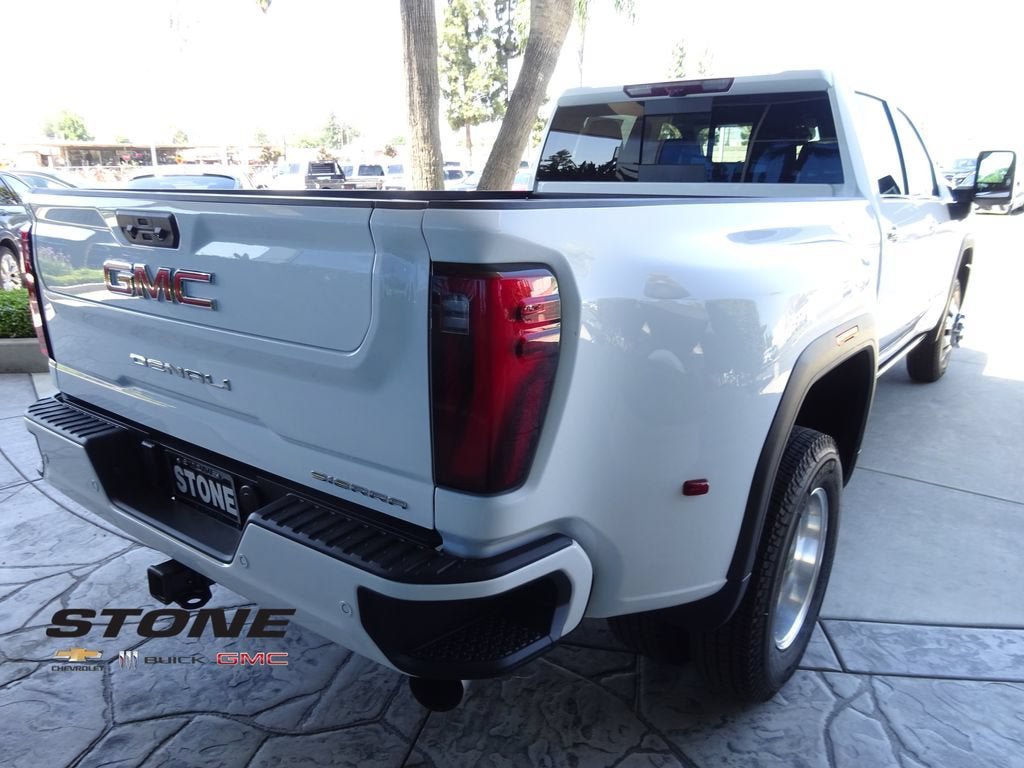 New 2026 GMC Sierra 3500 Denali w/ Technology Package AWD/4WD image 9