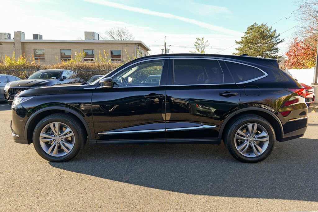Used 2023 Acura MDX SH-AWD image 4