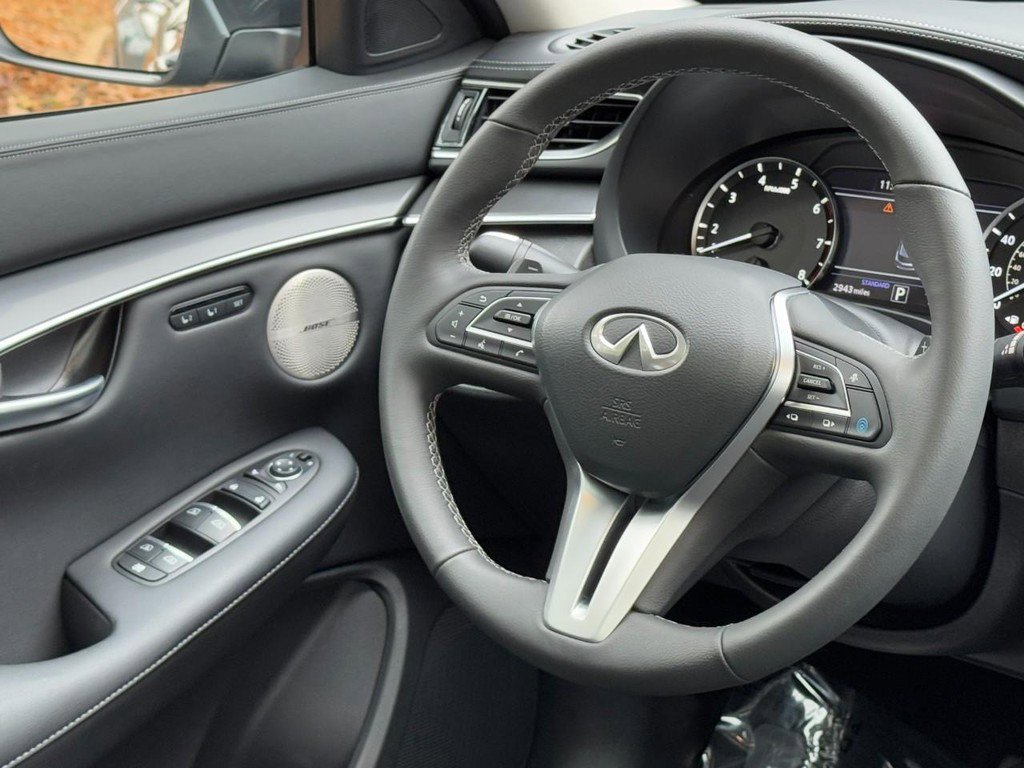 Used 2025 INFINITI QX50 Luxe image 13