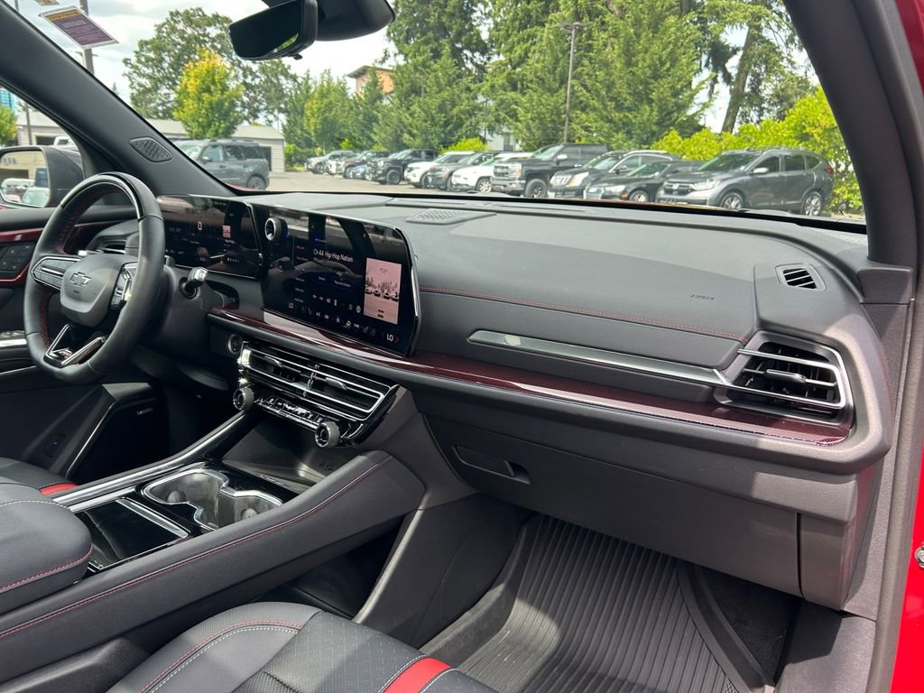 Used 2024 Chevrolet Traverse RS w/ LPO, Floor Liner Package image 26