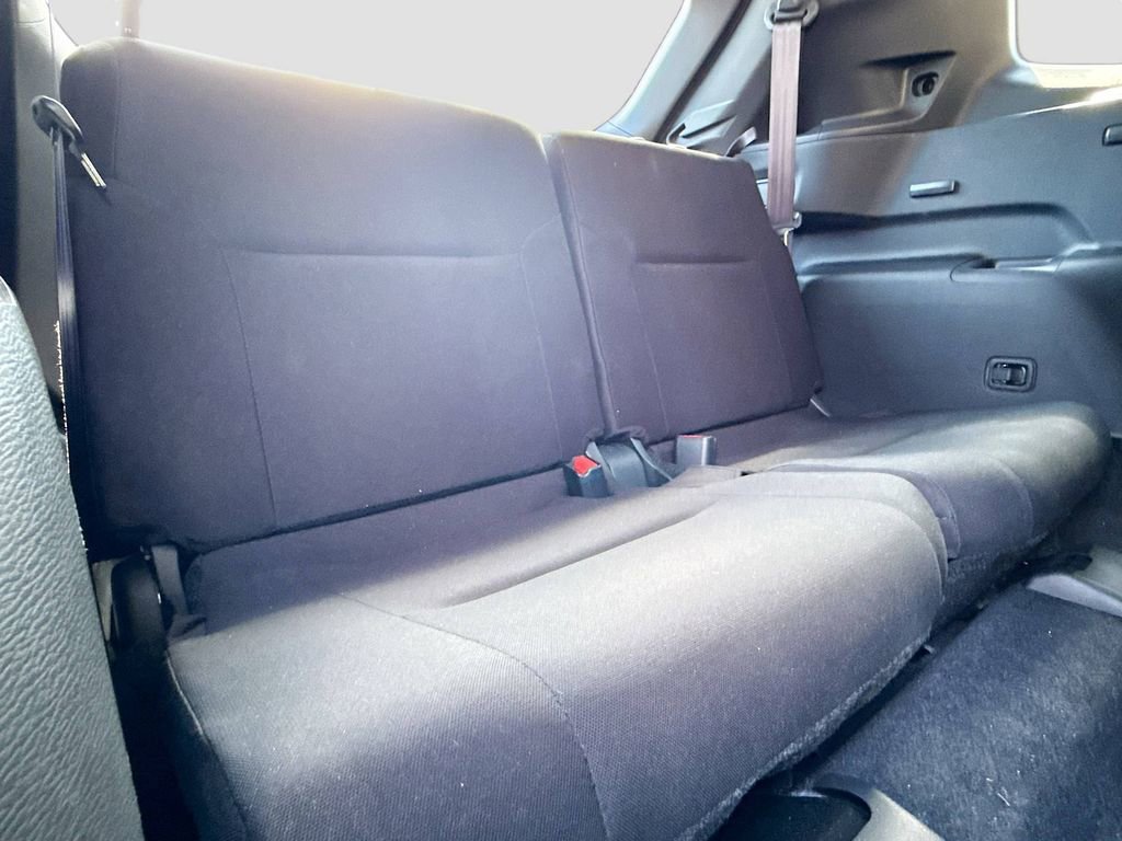 Used 2024 Mitsubishi Outlander ES FWD image 27