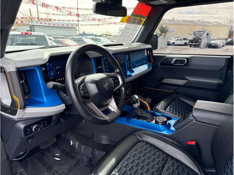 Used 2023 Ford Bronco Badlands image 5