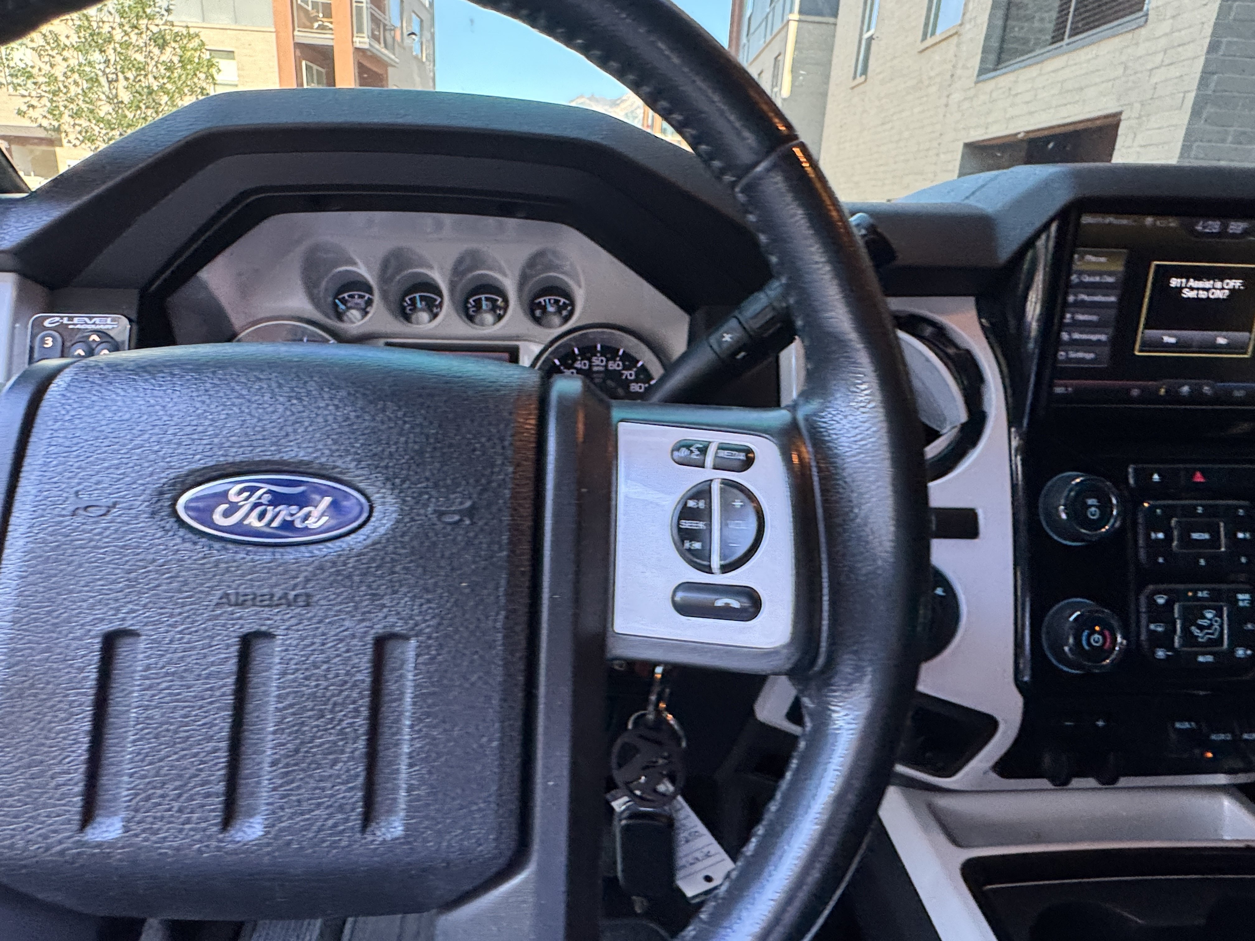 Used 2013 Ford F250 Platinum AWD/4WD image 36