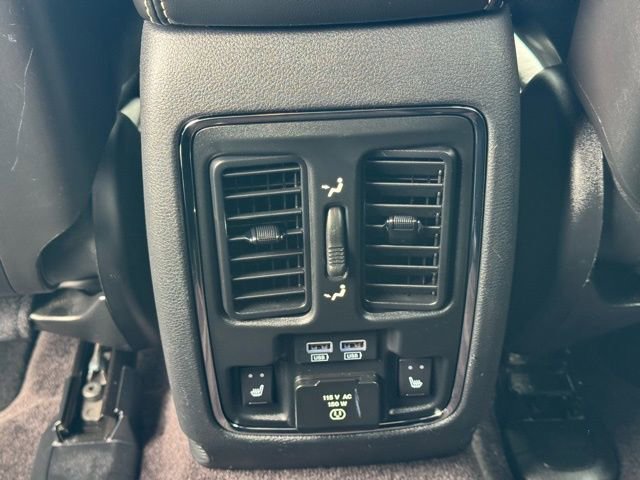 Used 2016 Jeep Grand Cherokee Limited image 17