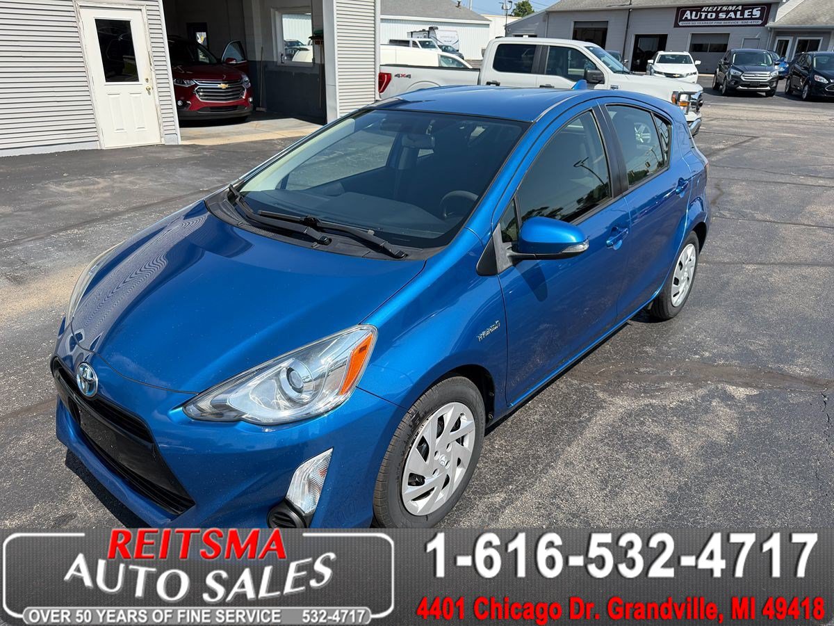 Used 2015 Toyota Prius C Two FWD image 1