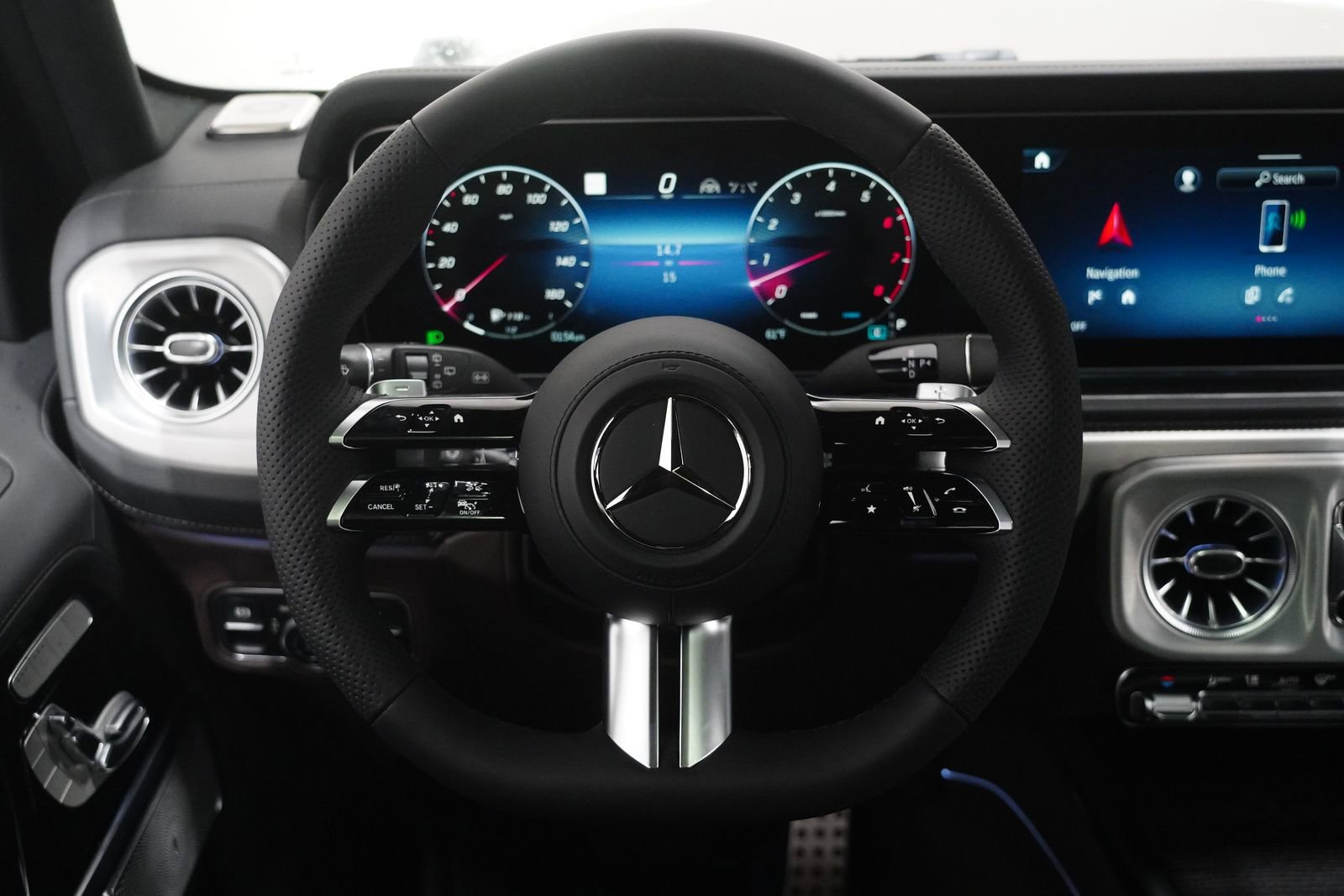 New 2026 Mercedes-Benz G 550 image 19