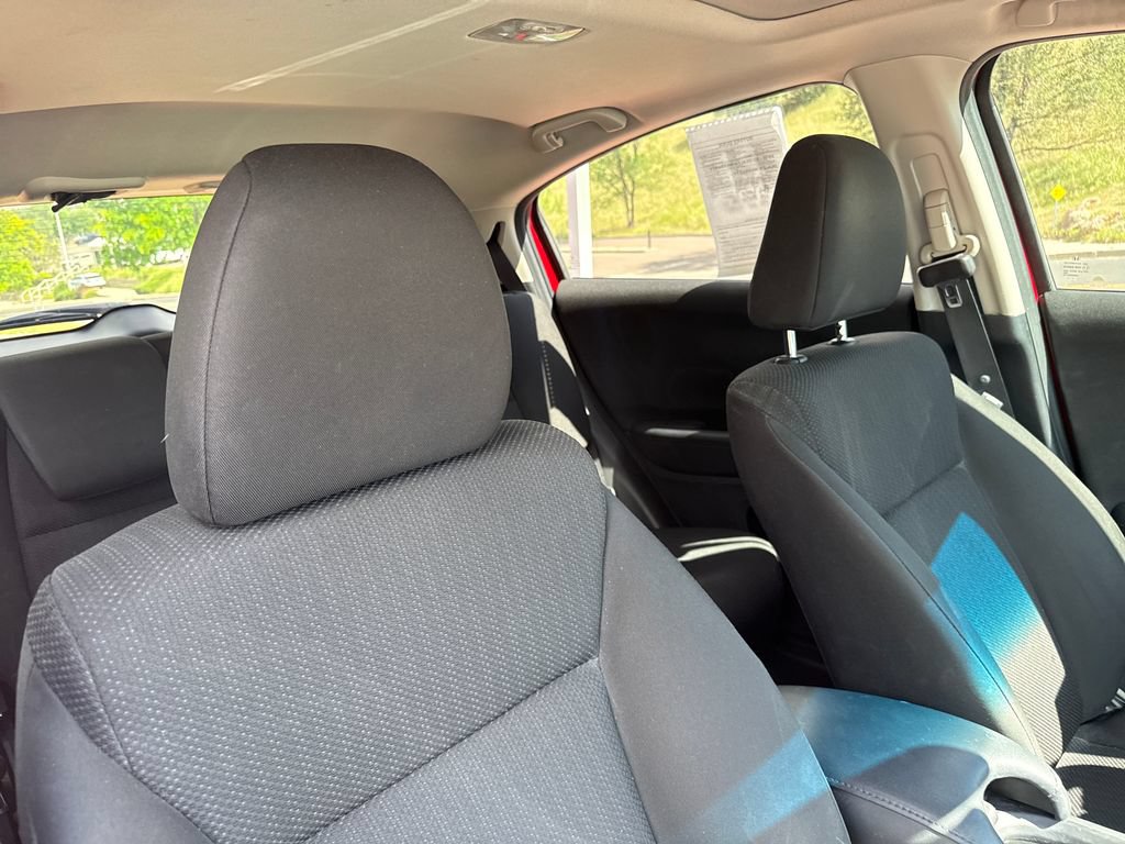 Used 2017 Honda HR-V EX image 28