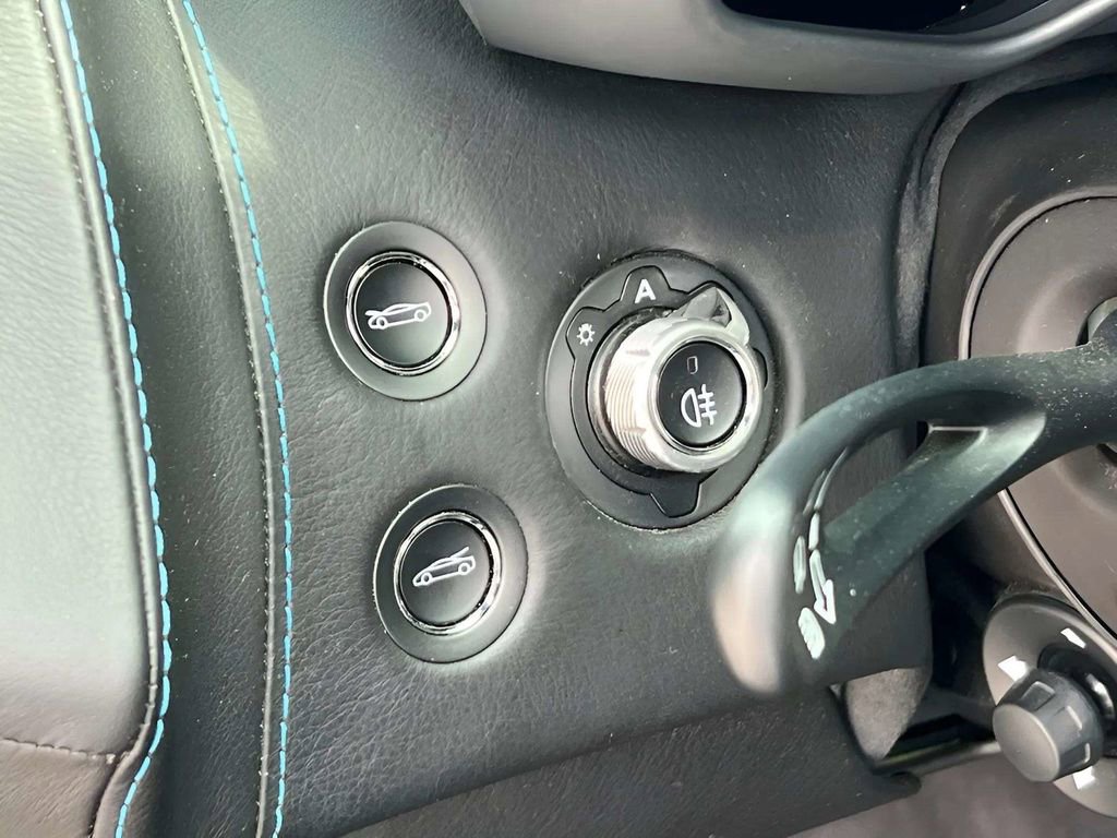 Used 2021 McLaren GT image 26