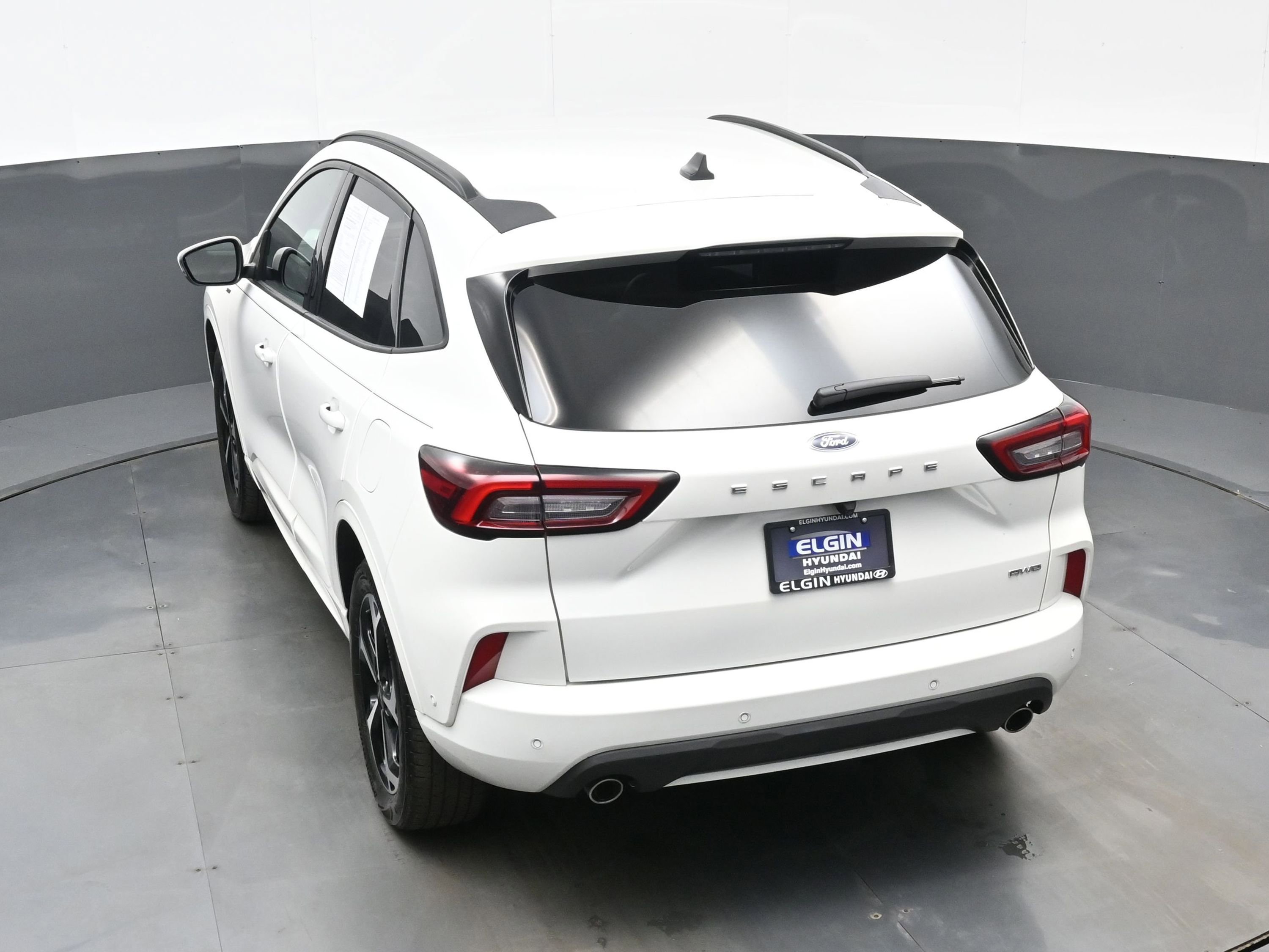 Used 2023 Ford Escape ST-Line Elite w/ Premium Technology Package AWD/4WD image 37