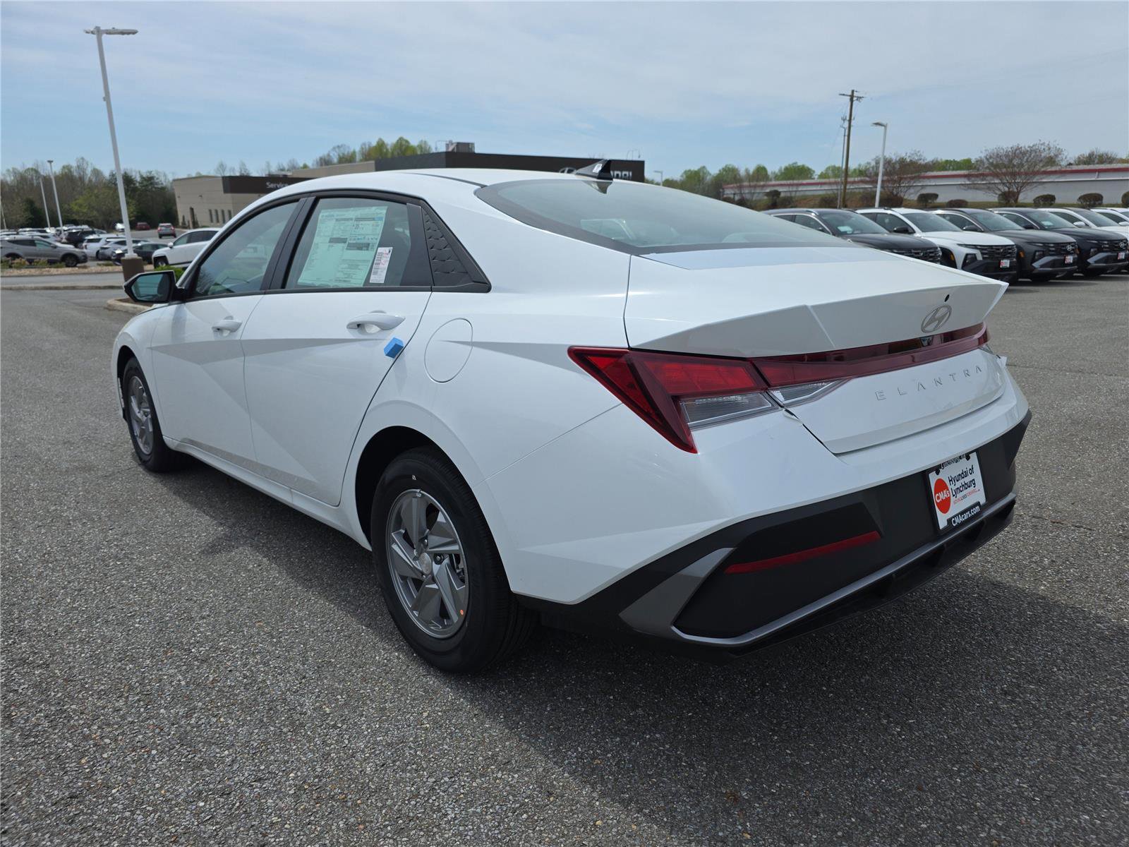 New 2026 Hyundai Elantra SE image 8