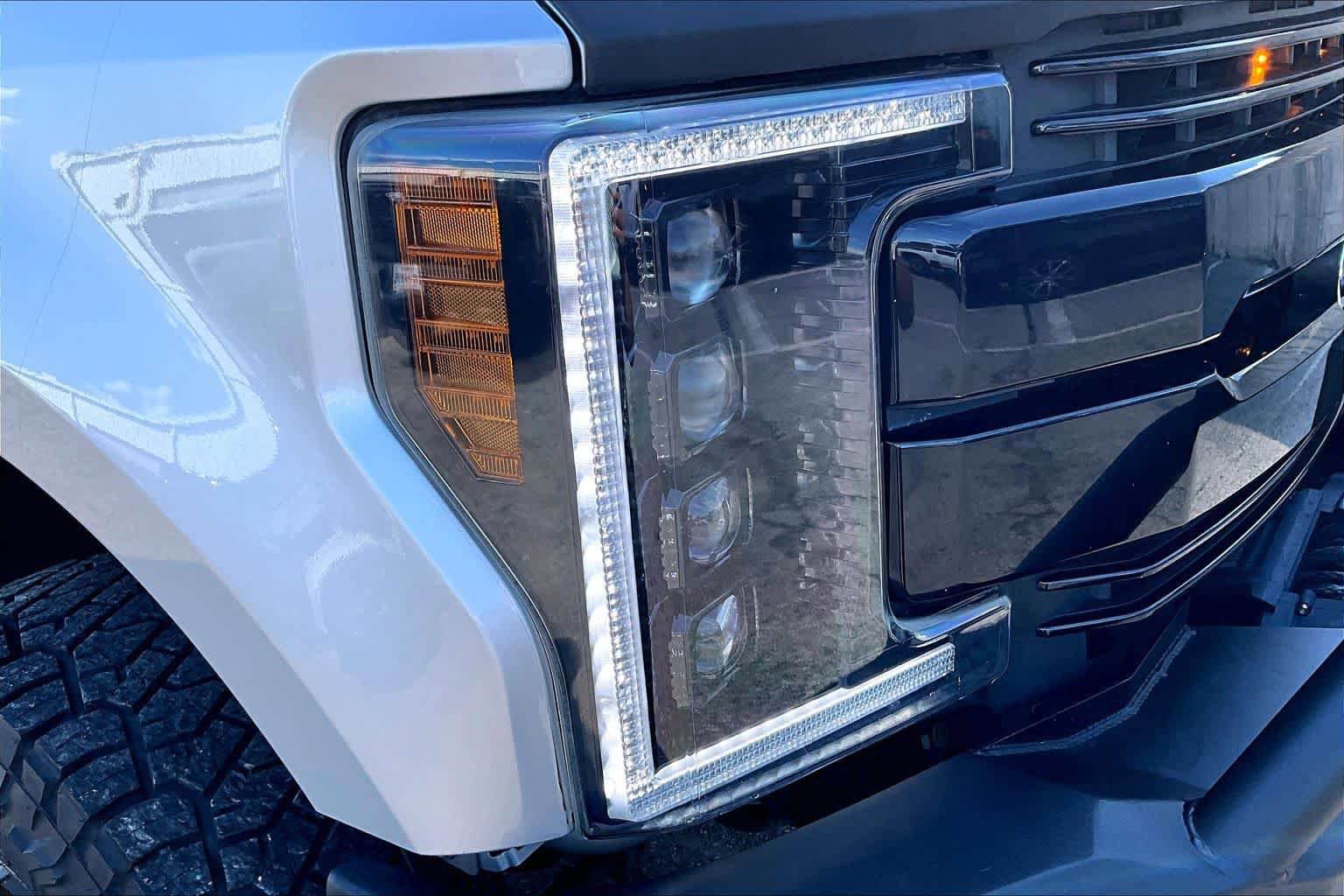 Used 2019 Ford F250 Lariat w/ Lariat Ultimate Package AWD/4WD image 30