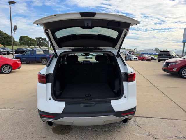 Certified 2024 Chevrolet Blazer LT w/ Convenience Package AWD/4WD image 37