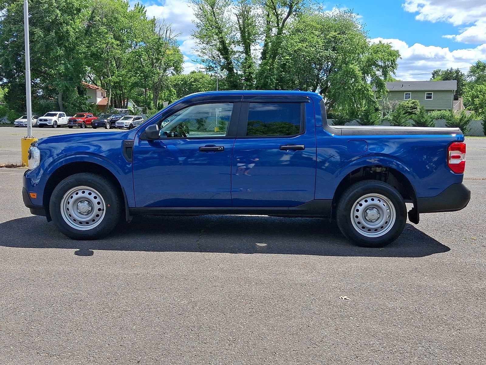 Used 2024 Ford Maverick XL FWD image 4