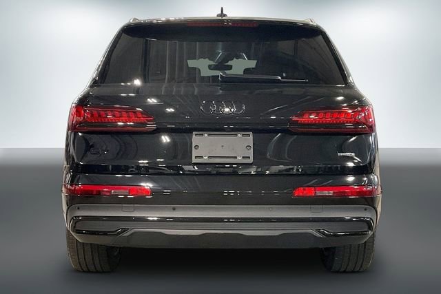Used 2023 Audi Q7 2.0T Premium Plus w/ Premium Plus Package AWD/4WD image 4