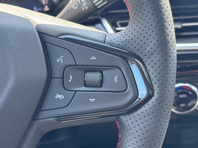 New 2026 Chevrolet Trax RS w/ Sunroof Package FWD image 13